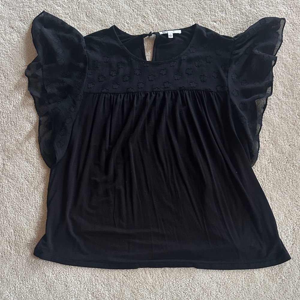 DR2 Black Flutter Sleeve Blouse